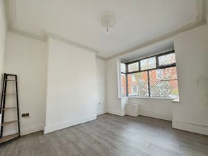 Lounge- click for photo gallery